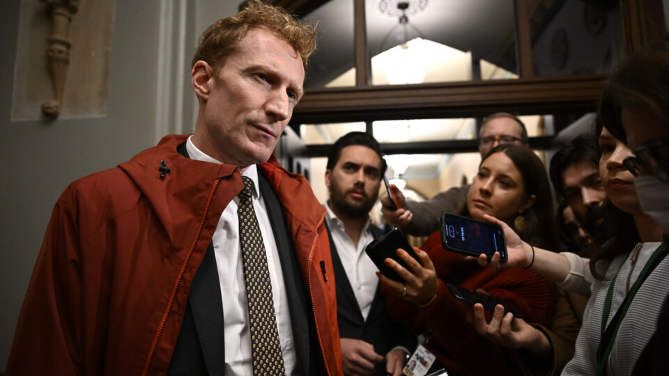 Get ready, Canadian journos—your government funding might be running dry soon