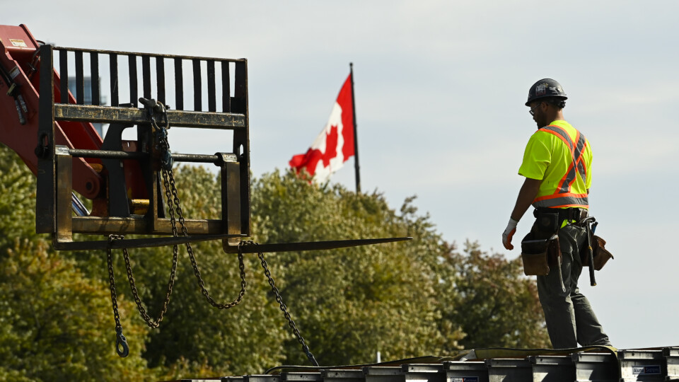 Canada’s productivity gap with U.S. has widened by 26 percent since 2000: Statistics Canada report